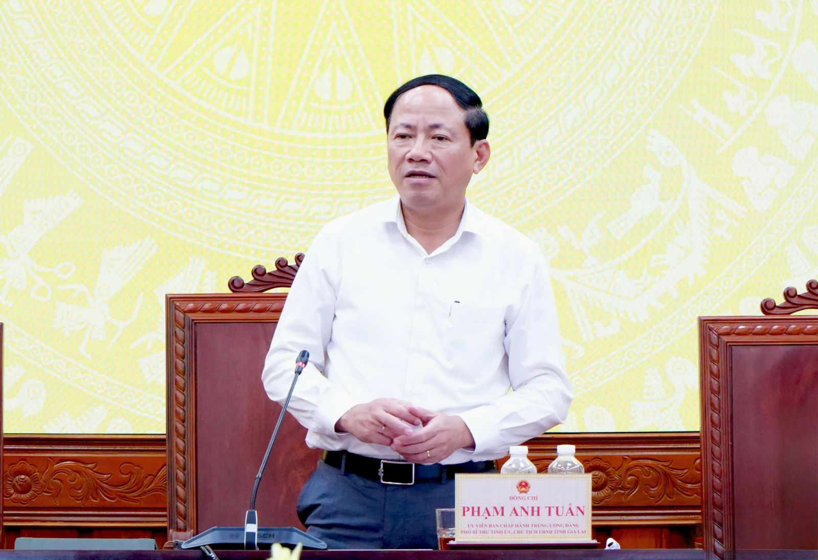 Tập trung cao độ thực hiện mục tiêu tăng trưởng 10,2%